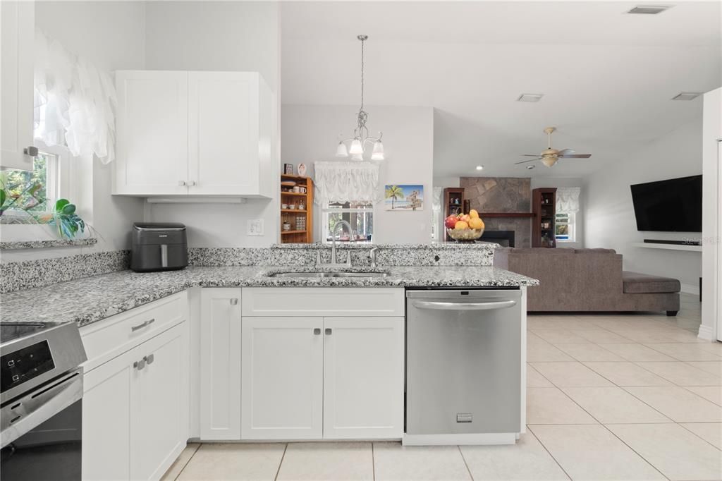 For Sale: $929,000 (3 beds, 2 baths, 1477 Square Feet)
