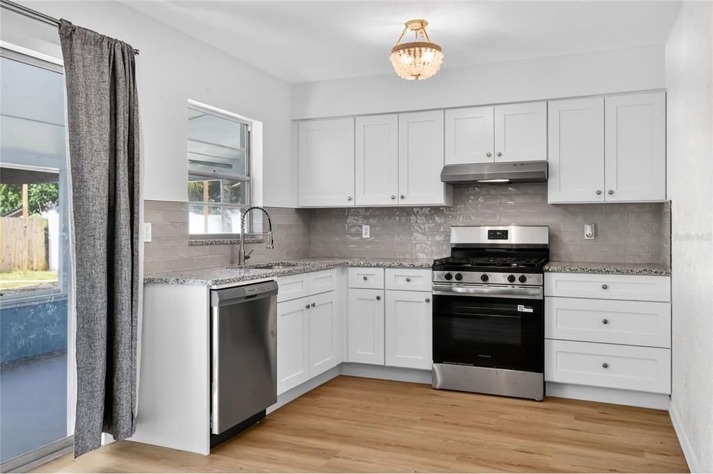 Activo con contrato: $314,000 (3 camas, 2 baños, 1067 Pies cuadrados)