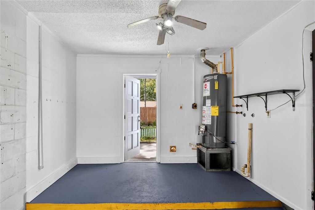 Activo con contrato: $314,000 (3 camas, 2 baños, 1067 Pies cuadrados)