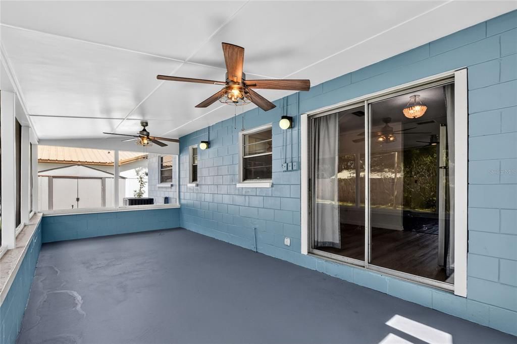 Activo con contrato: $314,000 (3 camas, 2 baños, 1067 Pies cuadrados)