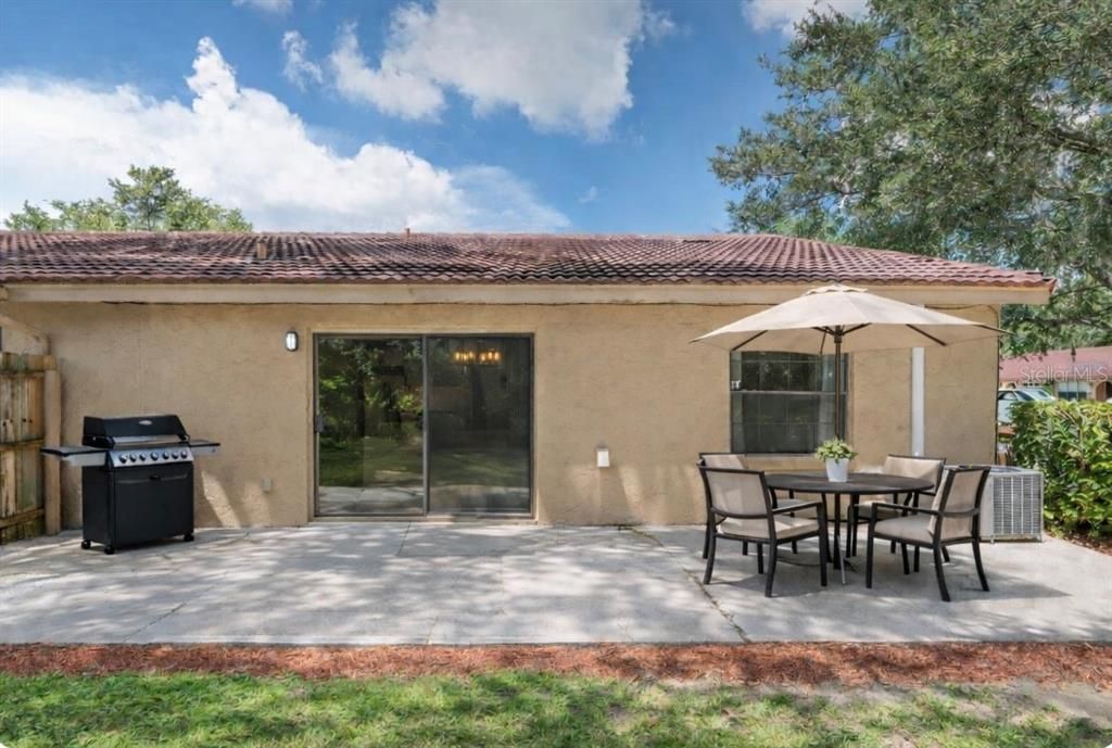 Activo con contrato: $179,900 (2 camas, 2 baños, 1116 Pies cuadrados)