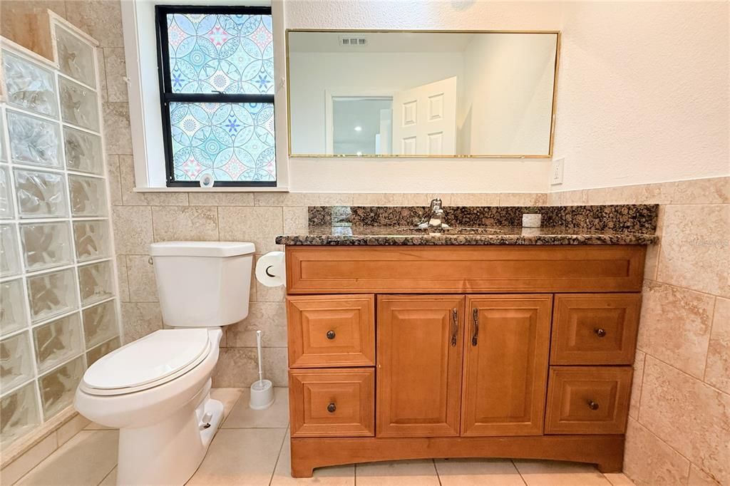 В аренду: $1,795 (2 спален, 2 ванн, 1192 Квадратных фут)