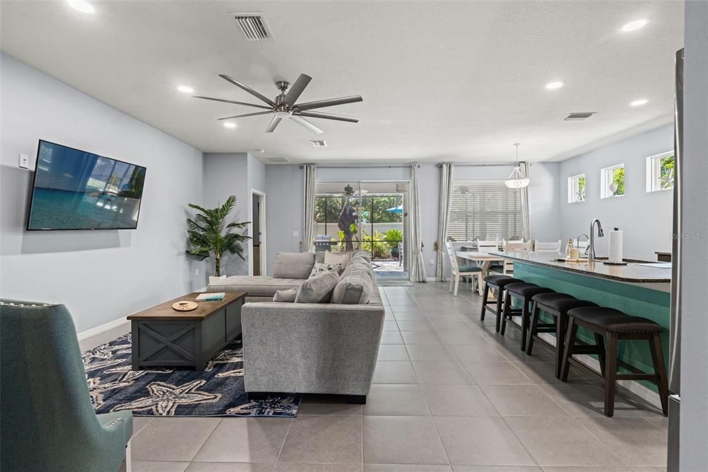 En Venta: $484,990 (4 camas, 2 baños, 2057 Pies cuadrados)