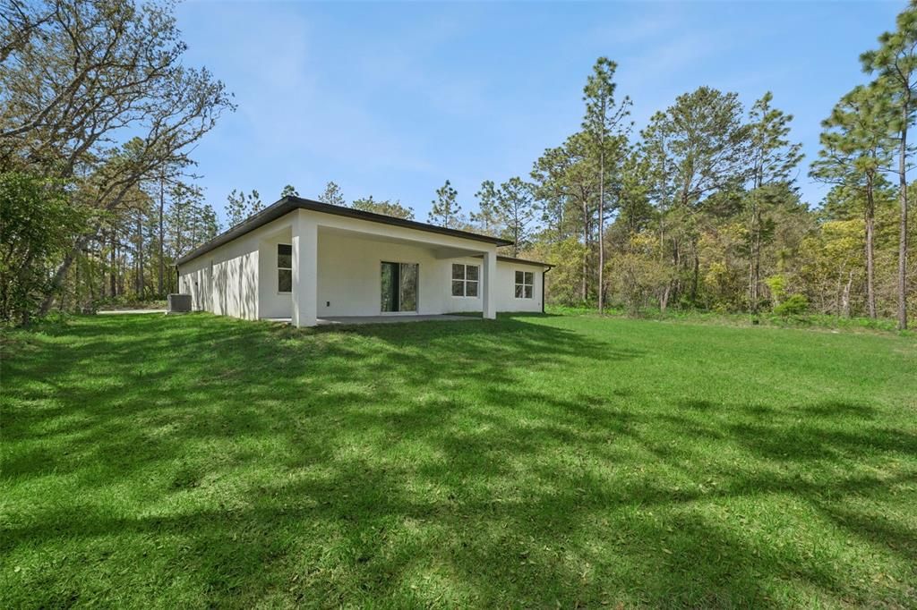 Active With Contract: $305,000 (4 beds, 3 baths, 1931 Square Feet)