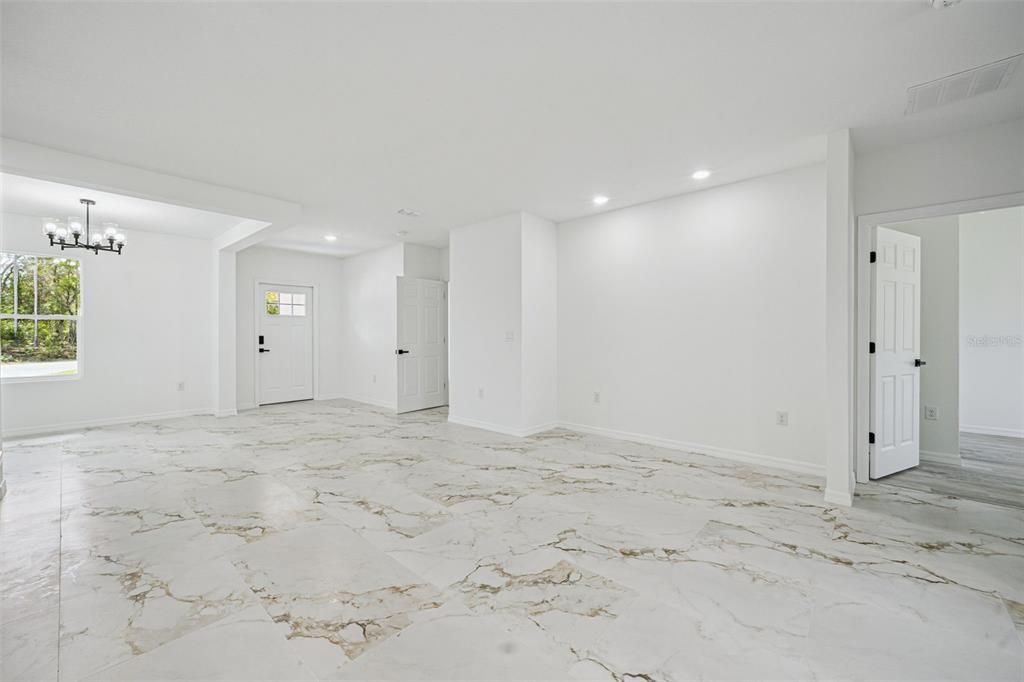 Active With Contract: $305,000 (4 beds, 3 baths, 1931 Square Feet)