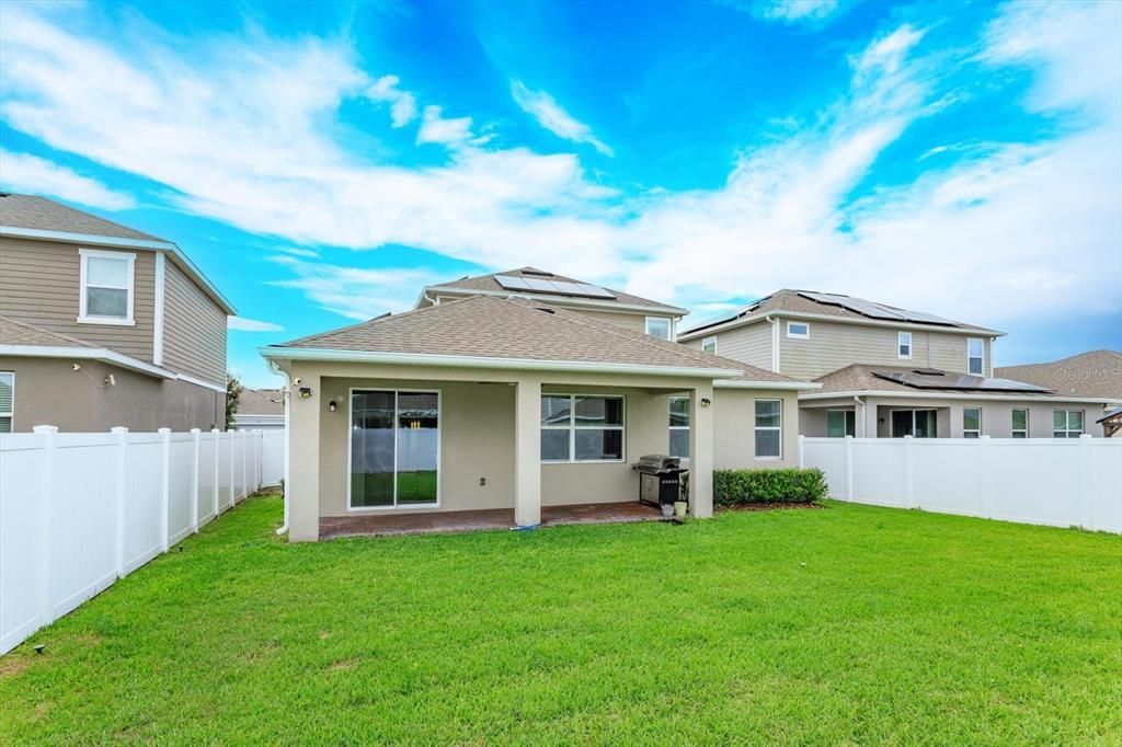 En Venta: $445,000 (4 camas, 2 baños, 2485 Pies cuadrados)
