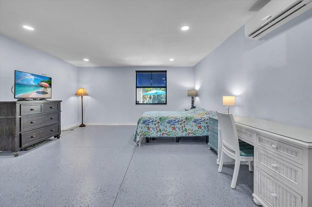 En Venta: $849,000 (4 camas, 4 baños, 2402 Pies cuadrados)
