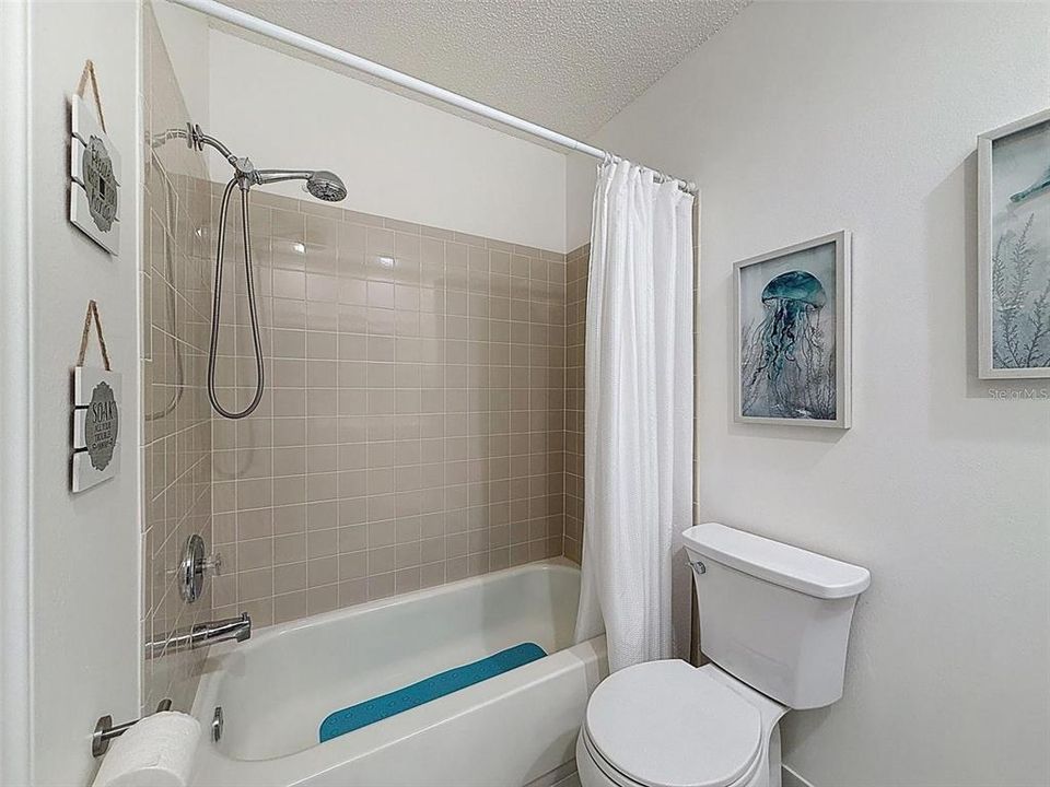 В аренду: $1,200 (2 спален, 2 ванн, 1320 Квадратных фут)