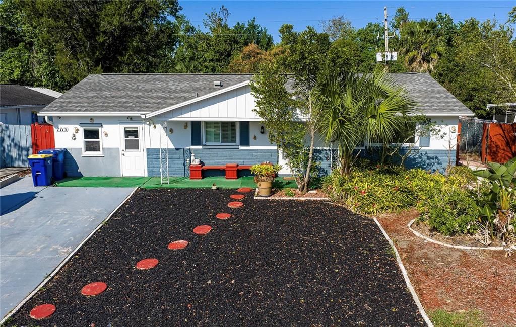 For Rent: $1,800 (3 beds, 2 baths, 1344 Square Feet)