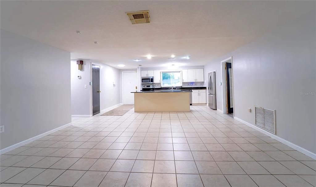 For Rent: $1,800 (3 beds, 2 baths, 1344 Square Feet)