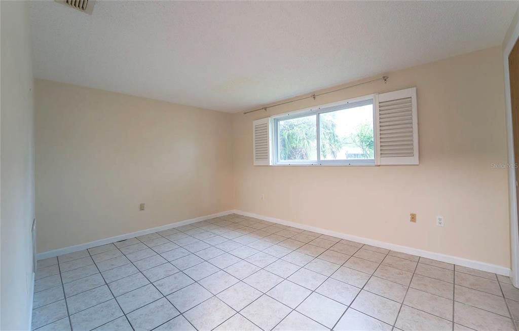 For Rent: $1,800 (3 beds, 2 baths, 1344 Square Feet)