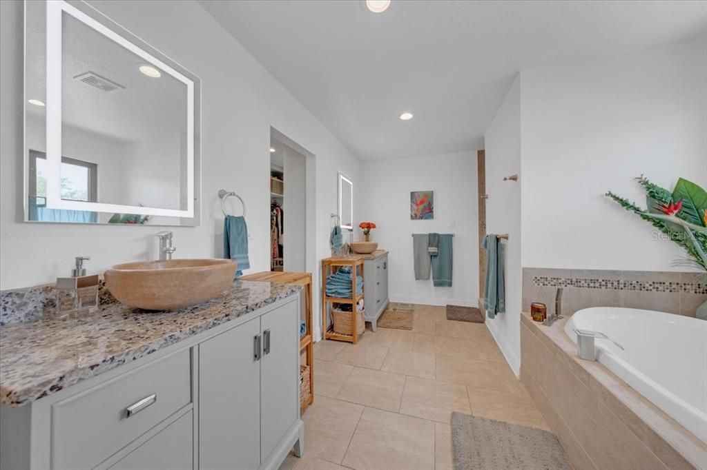 For Sale: $1,299,000 (4 beds, 3 baths, 3240 Square Feet)