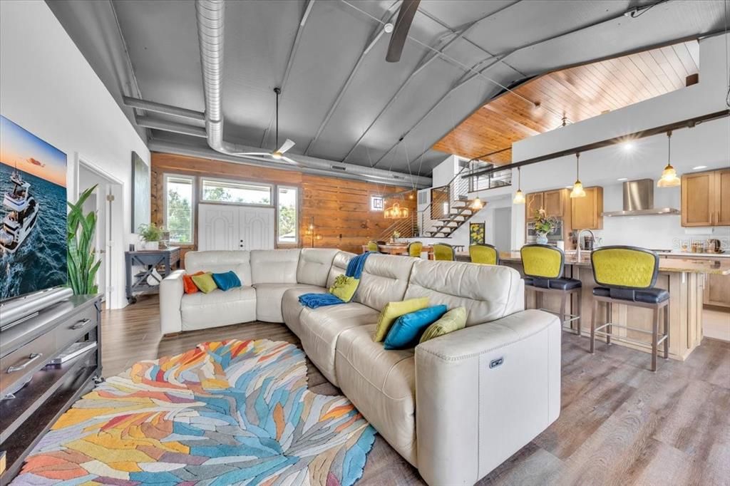For Sale: $1,299,000 (4 beds, 3 baths, 3240 Square Feet)
