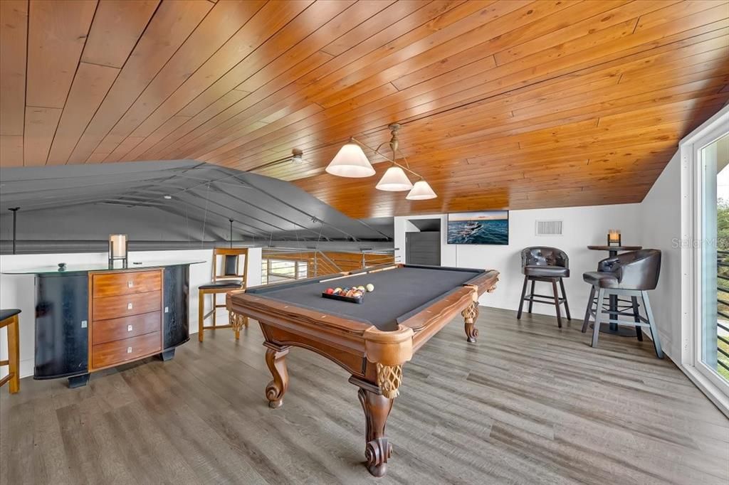 For Sale: $1,299,000 (4 beds, 3 baths, 3240 Square Feet)