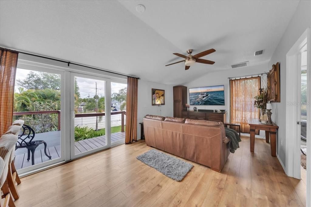 For Sale: $1,299,000 (4 beds, 3 baths, 3240 Square Feet)