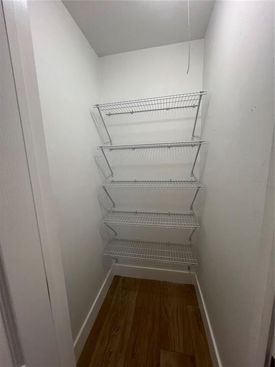 Activo con contrato: $1,575 (2 camas, 2 baños, 1361 Pies cuadrados)