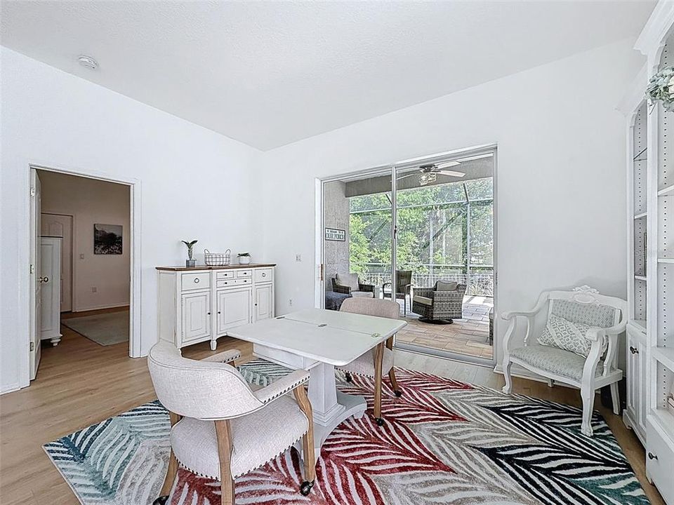 Active With Contract: $315,000 (3 beds, 2 baths, 1854 Square Feet)