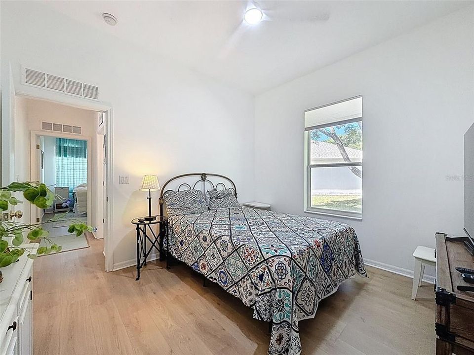 Active With Contract: $315,000 (3 beds, 2 baths, 1854 Square Feet)