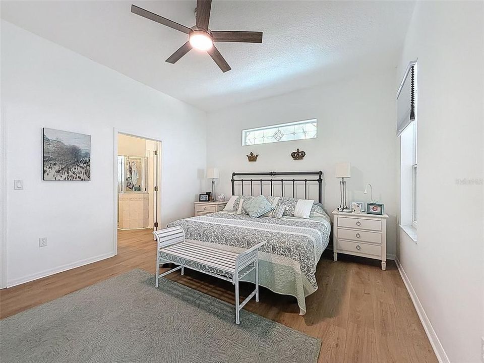 Active With Contract: $315,000 (3 beds, 2 baths, 1854 Square Feet)