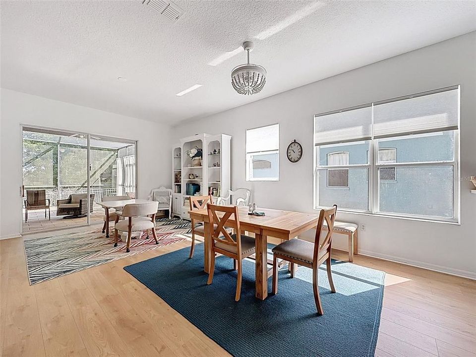 Active With Contract: $315,000 (3 beds, 2 baths, 1854 Square Feet)