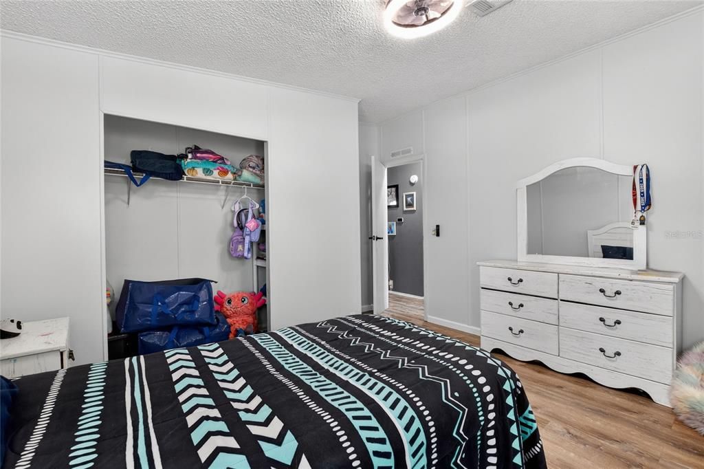 For Sale: $245,000 (3 beds, 2 baths, 1350 Square Feet)