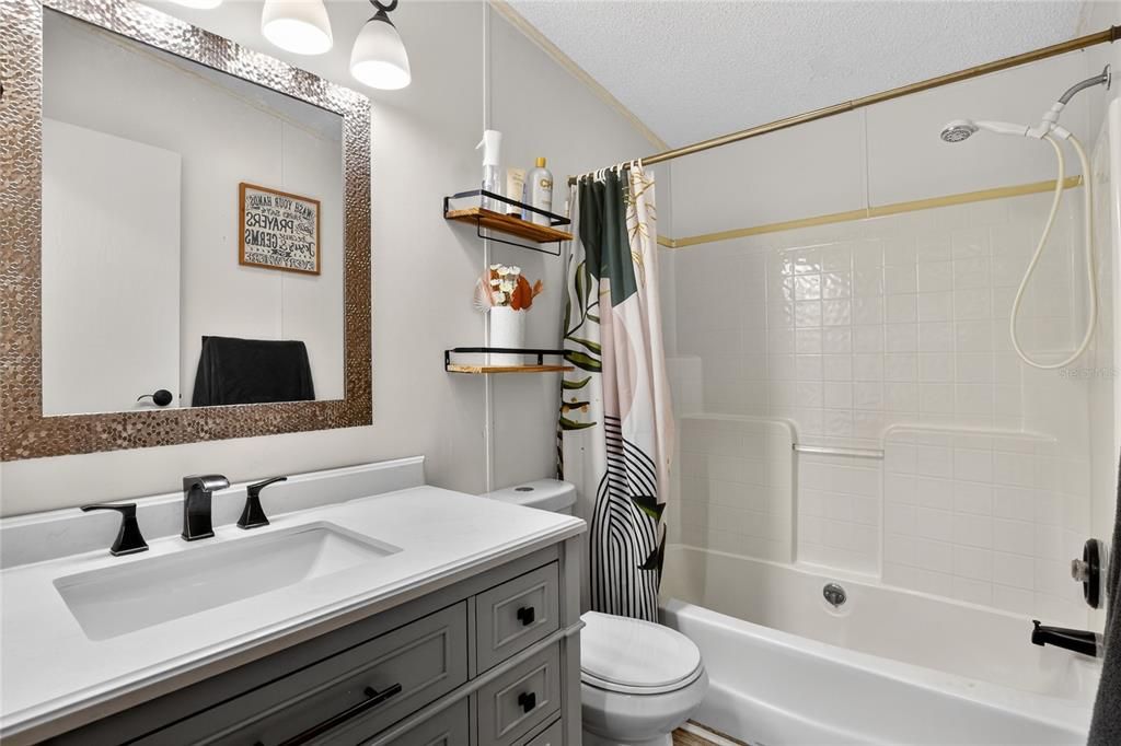 For Sale: $245,000 (3 beds, 2 baths, 1350 Square Feet)