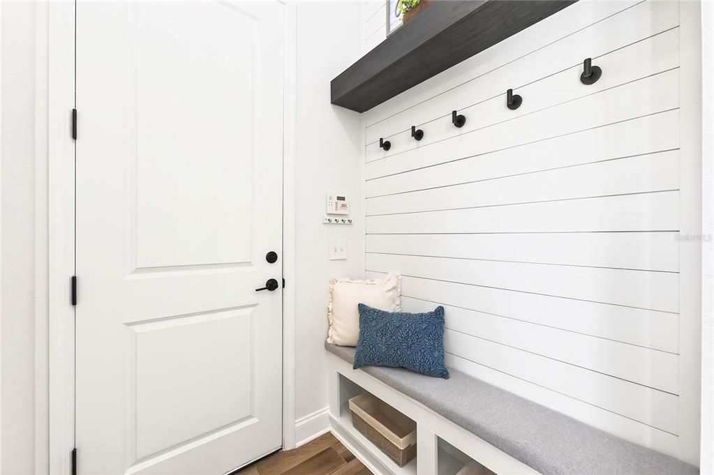 Active With Contract: $925,000 (4 beds, 3 baths, 3163 Square Feet)