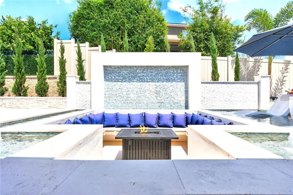 Active With Contract: $925,000 (4 beds, 3 baths, 3163 Square Feet)