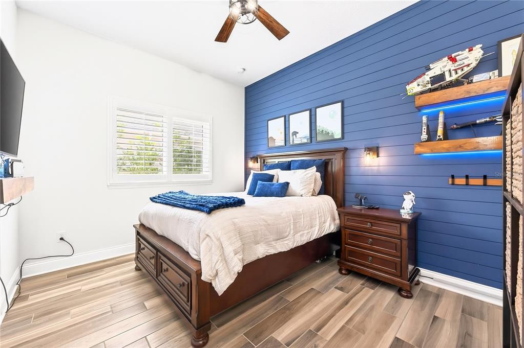 Active With Contract: $925,000 (4 beds, 3 baths, 3163 Square Feet)
