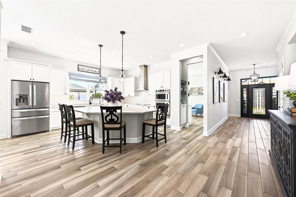 Active With Contract: $925,000 (4 beds, 3 baths, 3163 Square Feet)