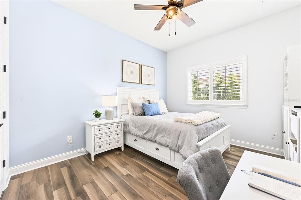 Active With Contract: $925,000 (4 beds, 3 baths, 3163 Square Feet)