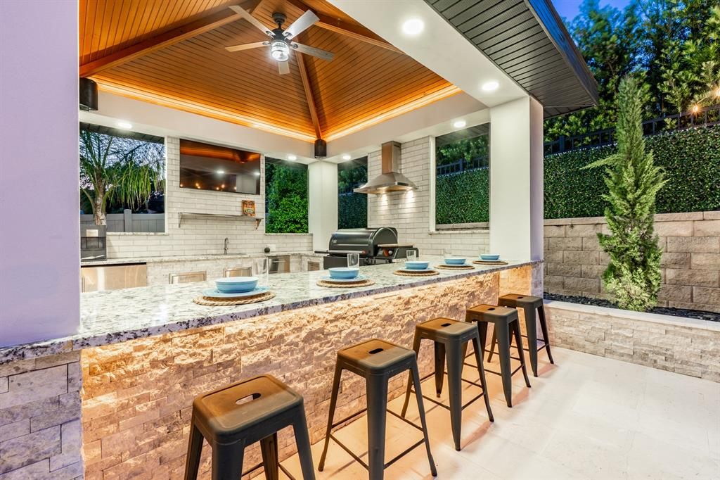 Active With Contract: $925,000 (4 beds, 3 baths, 3163 Square Feet)