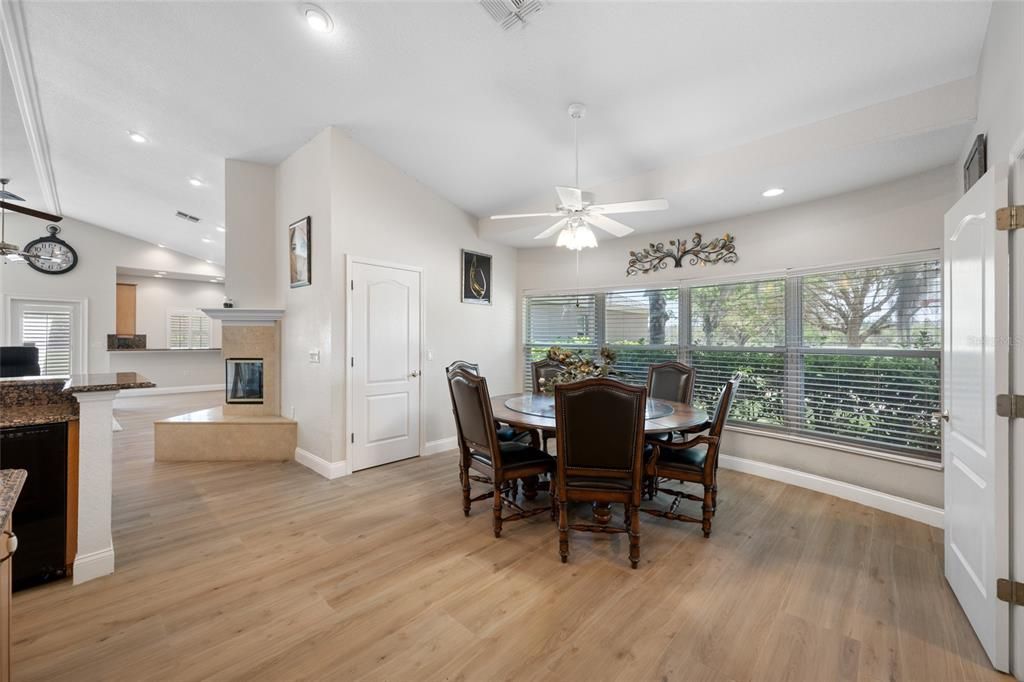 En Venta: $1,650,000 (5 camas, 4 baños, 5564 Pies cuadrados)