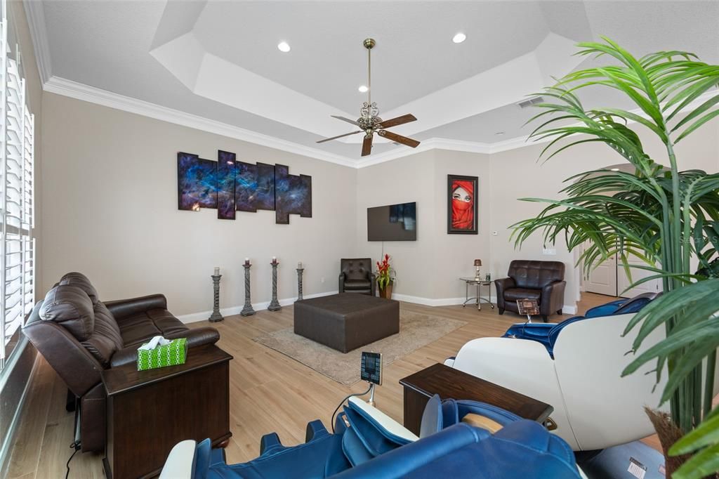 En Venta: $1,650,000 (5 camas, 4 baños, 5564 Pies cuadrados)