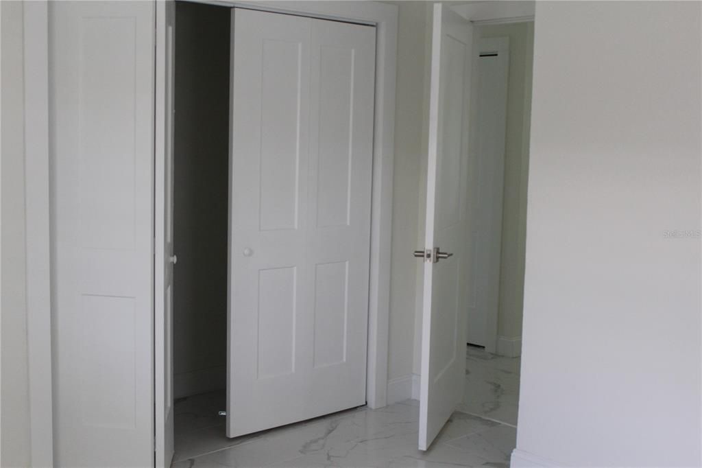 En Venta: $775,000 (3 camas, 2 baños, 2280 Pies cuadrados)
