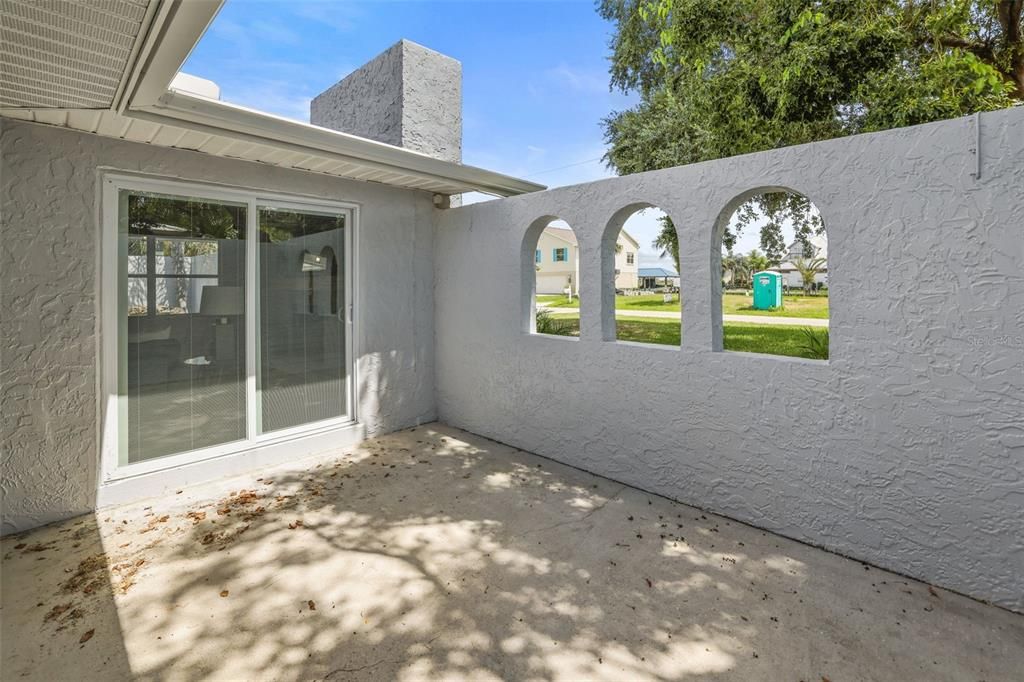 En Venta: $775,000 (3 camas, 2 baños, 2280 Pies cuadrados)