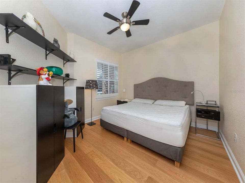 В аренду: $5,900 (3 спален, 3 ванн, 2039 Квадратных фут)
