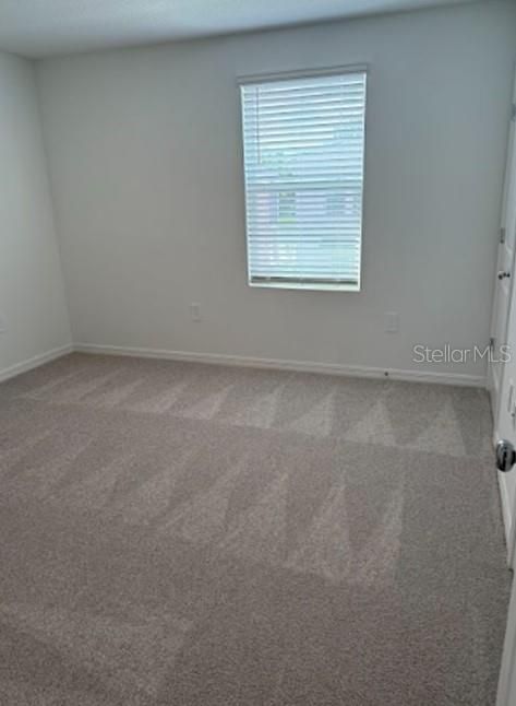Activo con contrato: $1,795 (2 camas, 3 baños, 1180 Pies cuadrados)