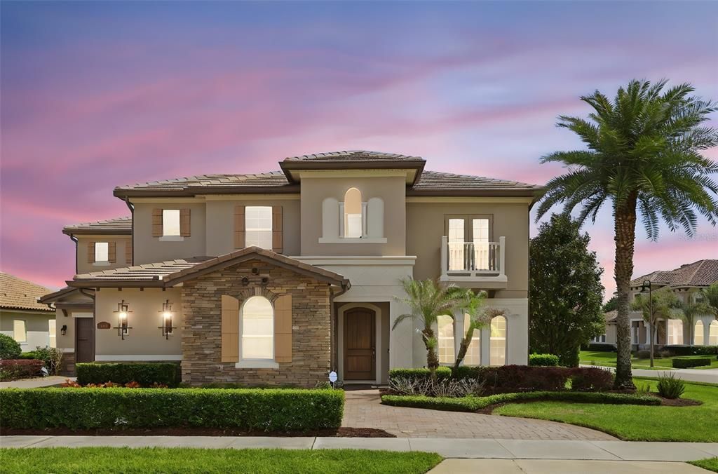 Activo con contrato: $1,595,000 (5 camas, 4 baños, 4294 Pies cuadrados)