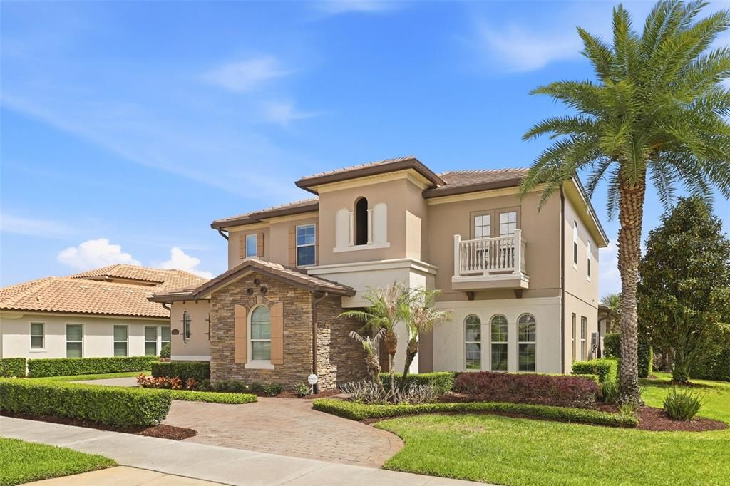 Activo con contrato: $1,595,000 (5 camas, 4 baños, 4294 Pies cuadrados)