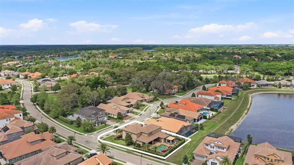 Activo con contrato: $1,595,000 (5 camas, 4 baños, 4294 Pies cuadrados)