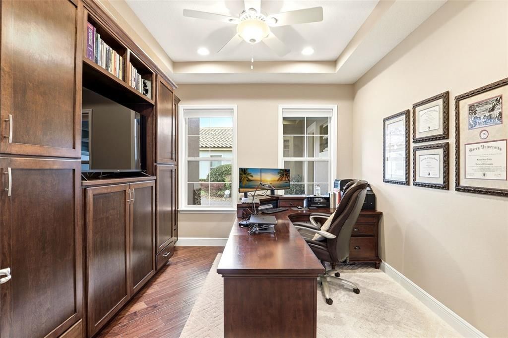 Activo con contrato: $1,595,000 (5 camas, 4 baños, 4294 Pies cuadrados)