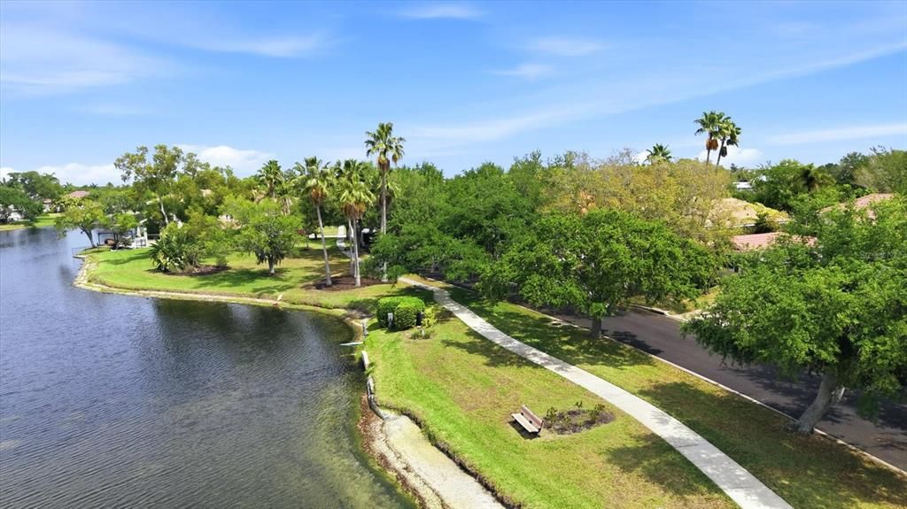 Activo con contrato: $1,690,000 (4 camas, 3 baños, 3414 Pies cuadrados)