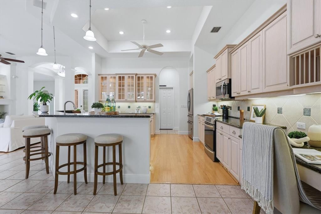Activo con contrato: $1,690,000 (4 camas, 3 baños, 3414 Pies cuadrados)