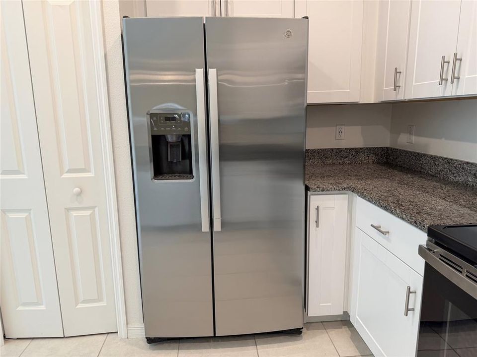 For Rent: $2,100 (3 beds, 2 baths, 1634 Square Feet)