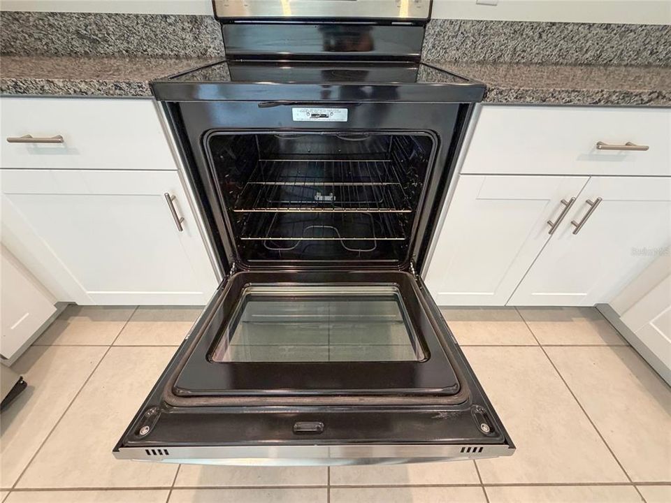 For Rent: $2,100 (3 beds, 2 baths, 1634 Square Feet)