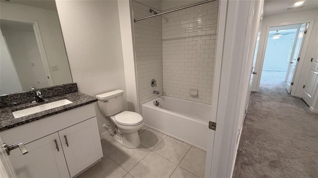 For Rent: $2,100 (3 beds, 2 baths, 1634 Square Feet)