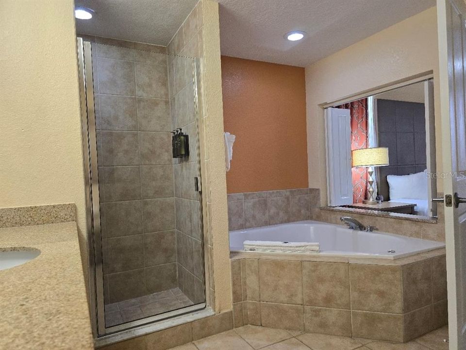 En Venta: $250,000 (3 camas, 2 baños, 1200 Pies cuadrados)