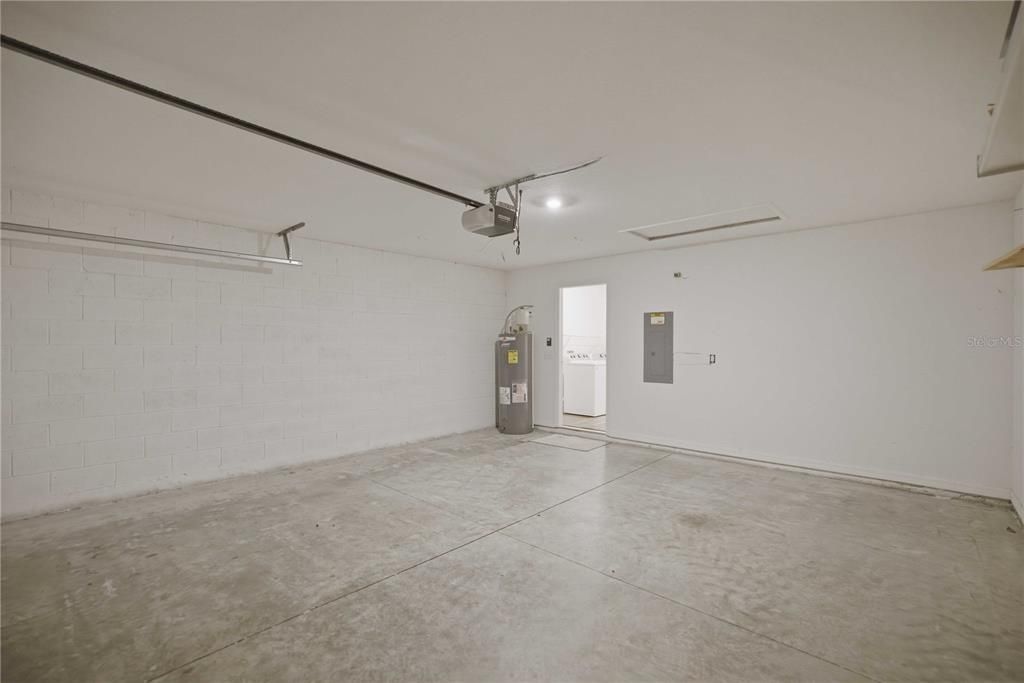 For Sale: $232,000 (3 beds, 2 baths, 1272 Square Feet)
