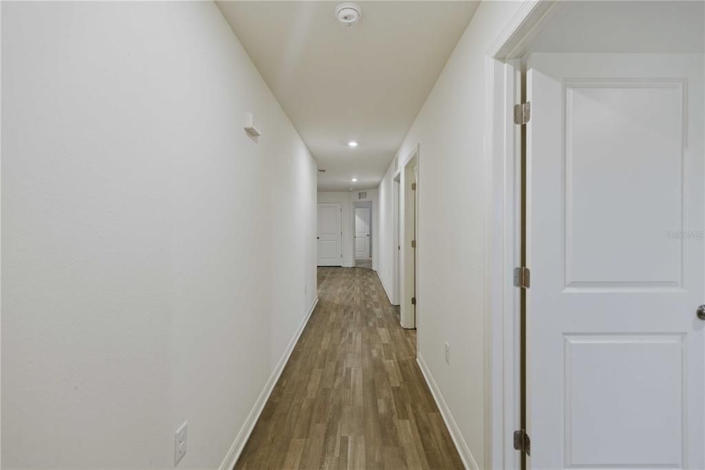 For Sale: $232,000 (3 beds, 2 baths, 1272 Square Feet)